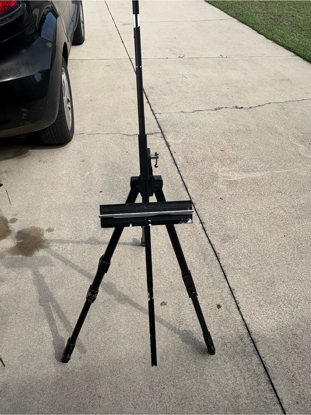 Black Adjustable Artist Easel - Classic Studio Tripod